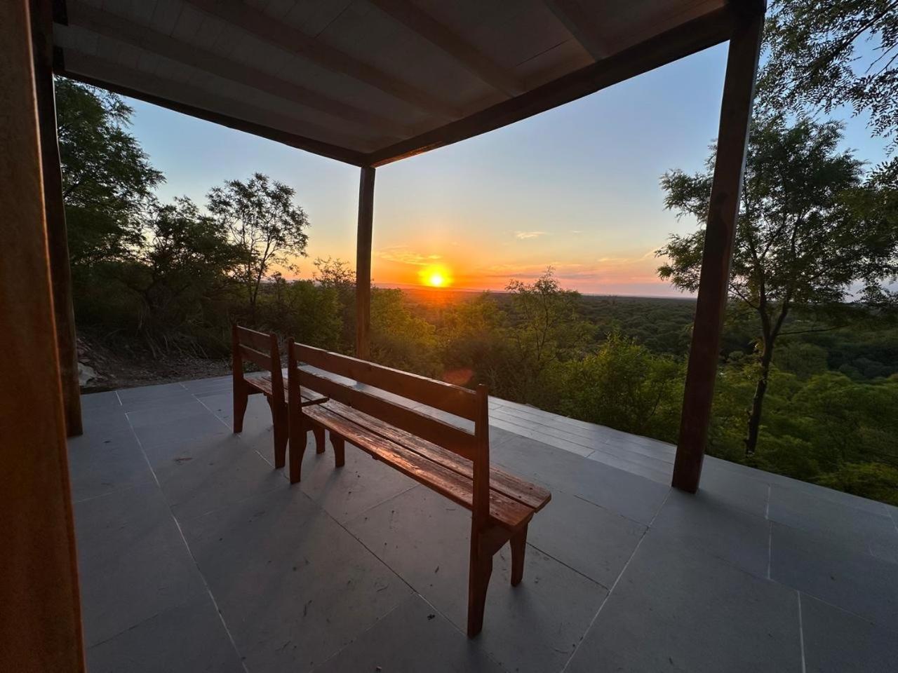 Casa Con Piscina Y Mirador Privado En San Marcos Sierras Villa Luaran gambar